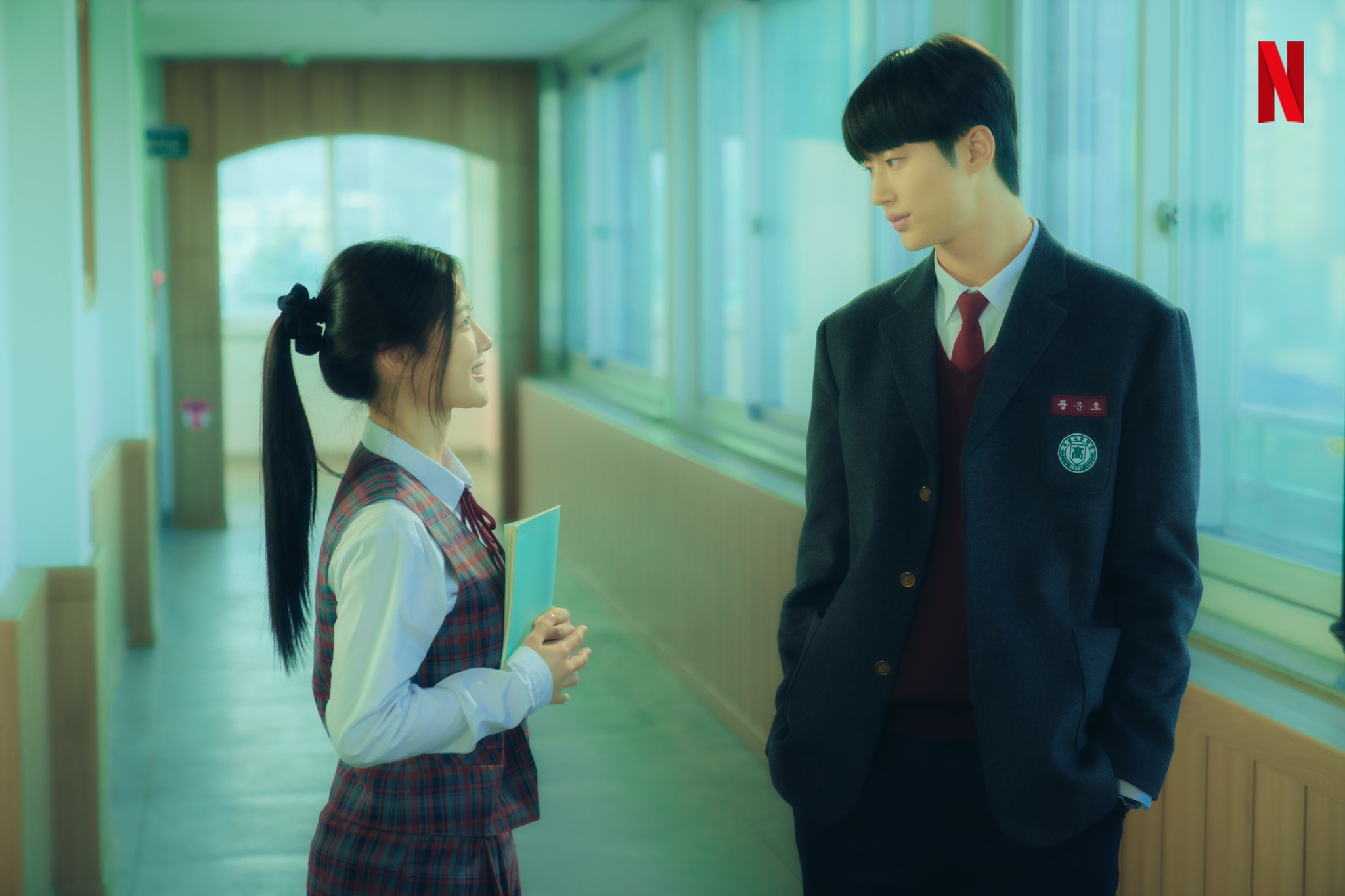 Netflix 電影《20世紀少女》劇情評論,青春記憶下初戀與友情的錯置與告別 5 Netflix 電影《20世紀少女》劇情評論,青春記憶下初戀與友情的錯置與告別