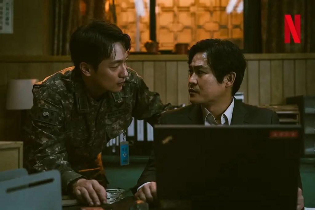Netflix 韓劇《D.P 逃兵追緝令2》分集劇情評論,現實依舊殘酷,逃兵追緝組的掙扎與反抗 11 DP2 21