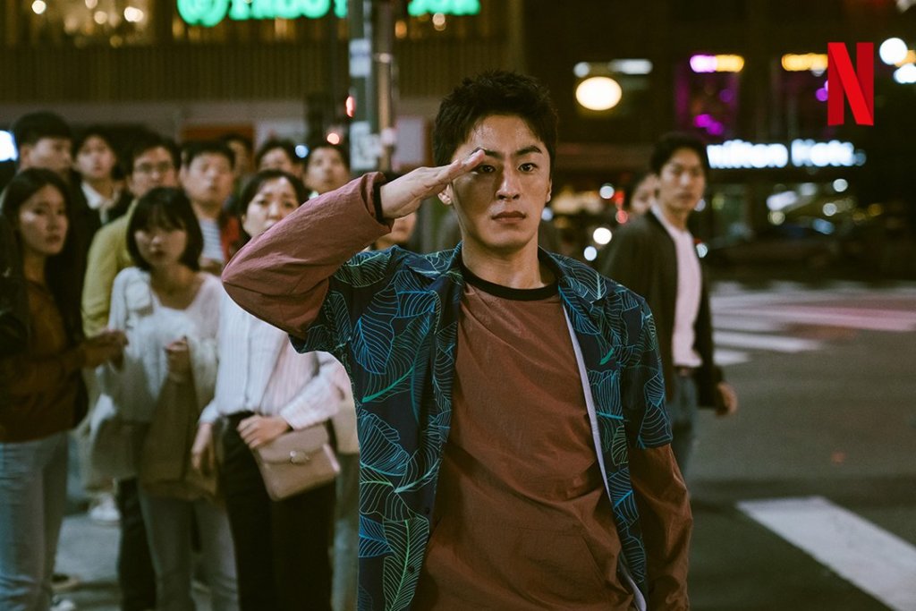 Netflix 韓劇《D.P 逃兵追緝令2》分集劇情評論,現實依舊殘酷,逃兵追緝組的掙扎與反抗 2 F0ZG32WakAYAZqQ