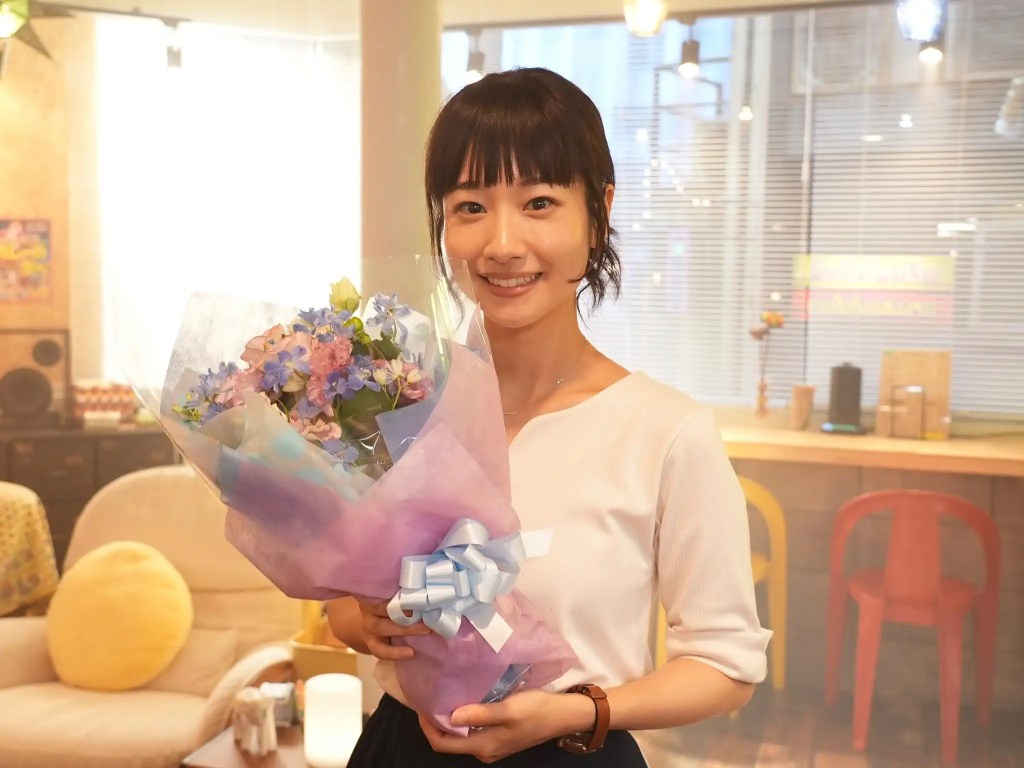 日劇《往這邊看 向井君》分集劇情評論、演員陣容與角色介紹 39 F53yjTVbUAANTPY