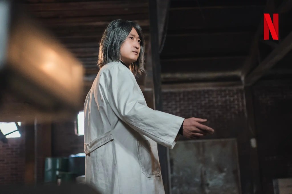 Netflix 韓劇《炸雞奇遇記》分集劇情評論,當女兒變成炸雞,荒誕又溫馨的救援行動展開 8 《炸雞奇遇記》 30