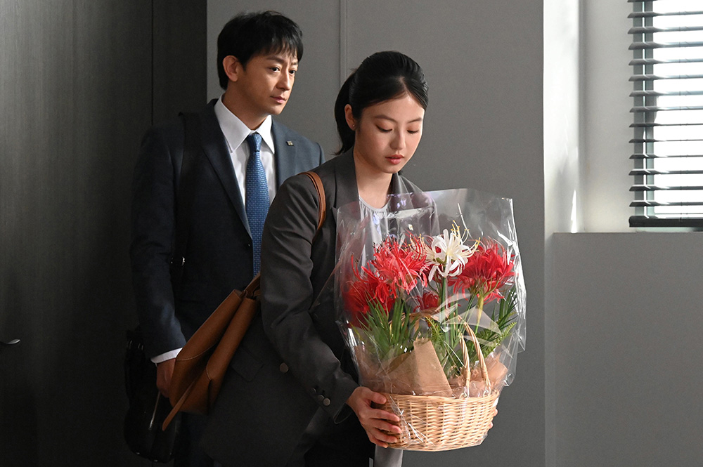春季日劇《王牌女行員花咲舞》分集劇情,今田美櫻與山本耕史攜手演出 29 03 12