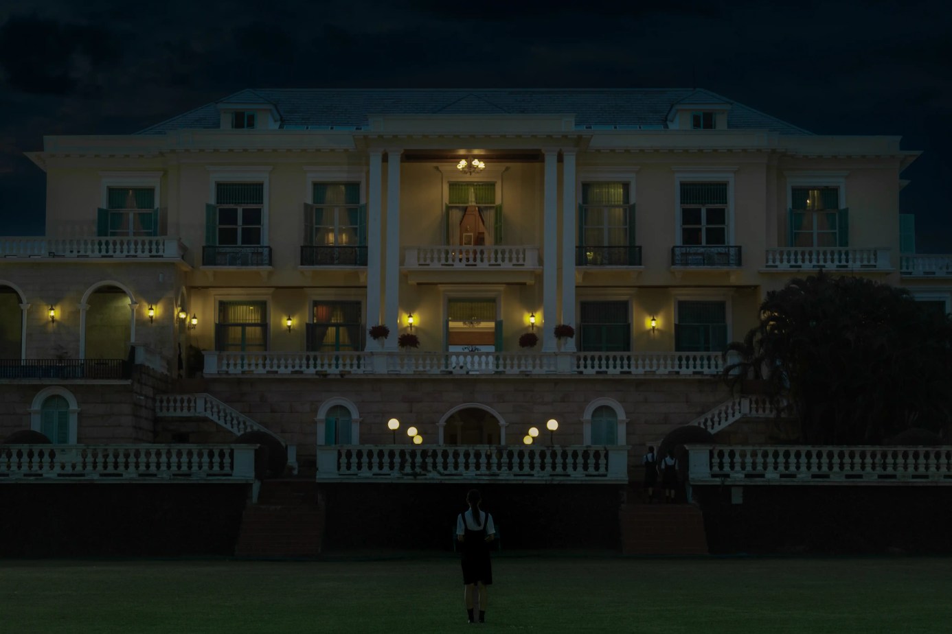 Netflix 泰劇《無主之屋》劇情與演員陣容,鑽石大亨死後的遺產爭奪戰 8 MasterOfTheHouse Netflix IMG 2444 17869