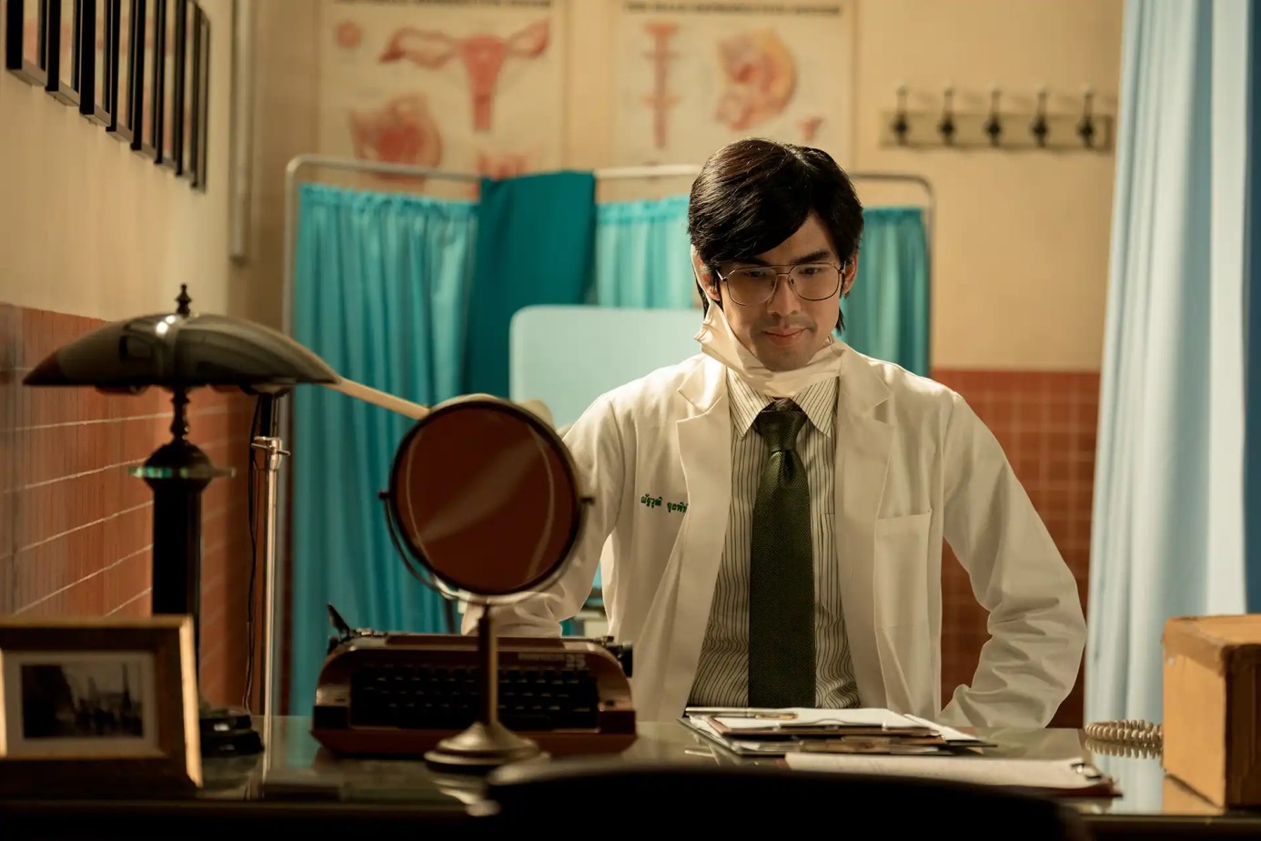 Netflix 泰劇《高潮醫生》劇情評論與演員陣容介紹 7 Netflix 泰劇《高潮醫生》劇情與演員陣容介紹