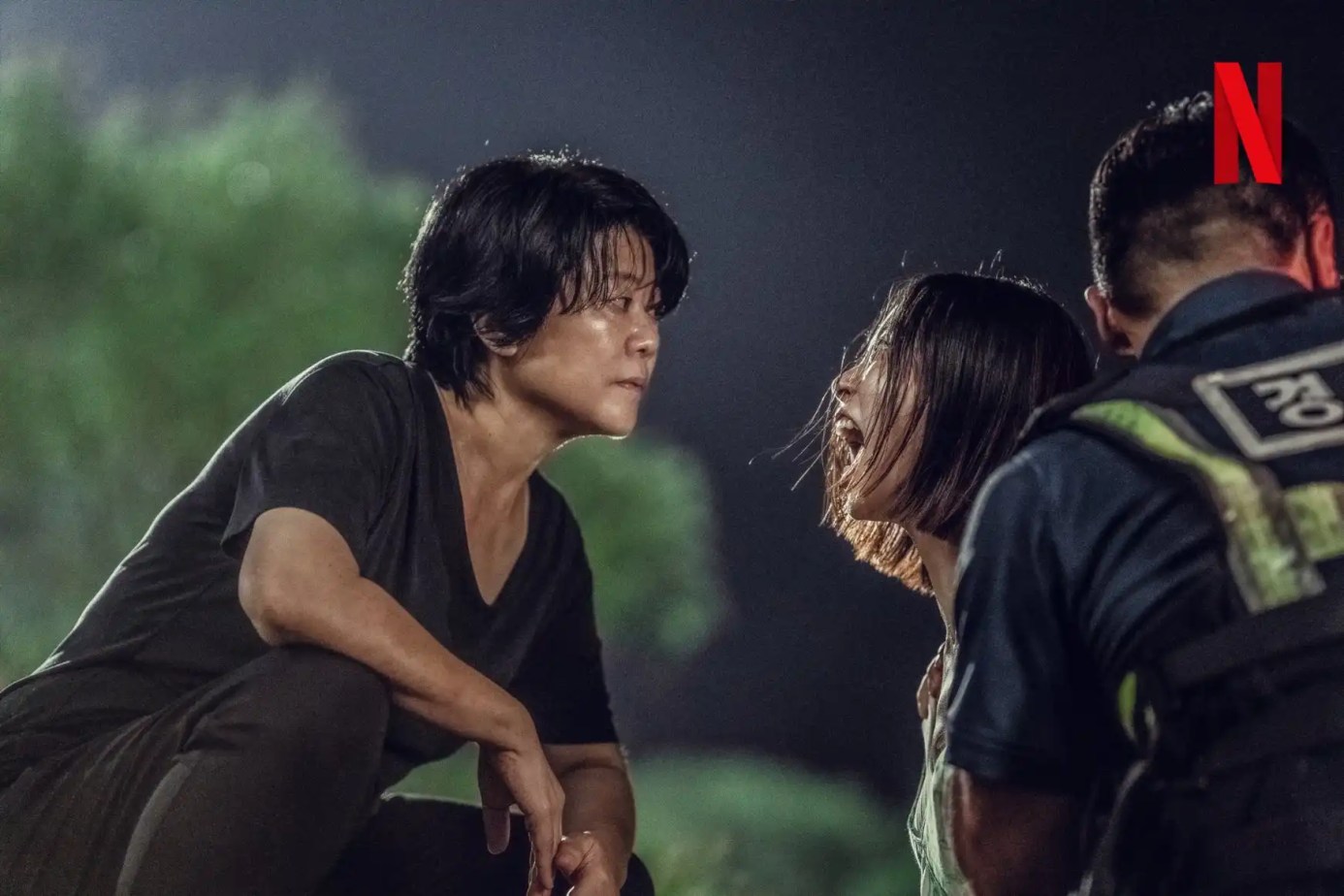 Netflix 韓劇《無聲蛙鳴》分集劇情,寧靜小鎮暗藏殺機 21 《無聲蛙鳴》劇照 2