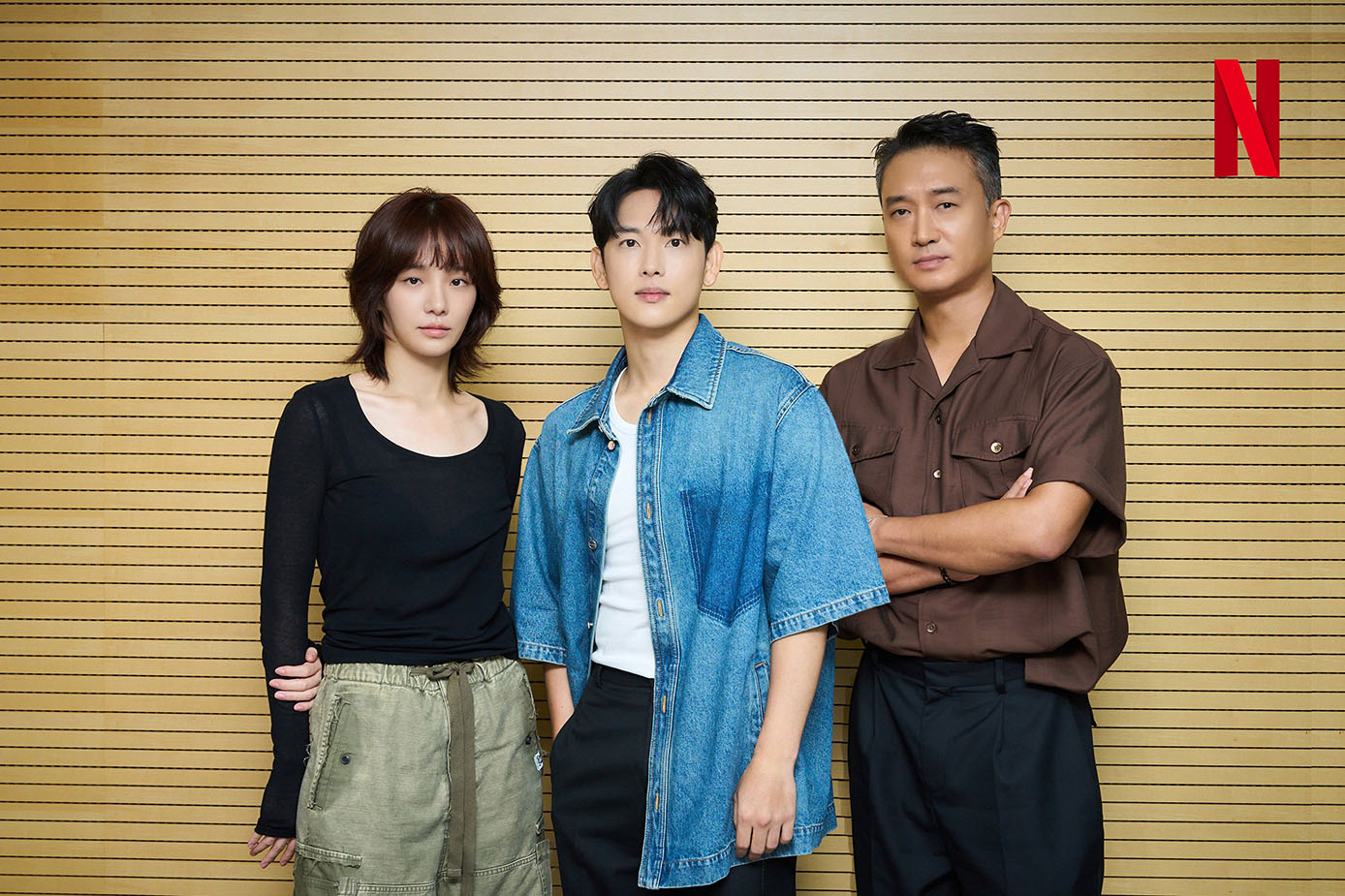 Netflix 電影《殺手螳螂》劇情看點,任時完、朴圭瑛、趙祐鎮展現殘酷殺手世界 4 Netflix 電影《殺手螳螂》劇情看點,任時完、朴圭瑛、趙祐鎮展現殘酷殺手世界