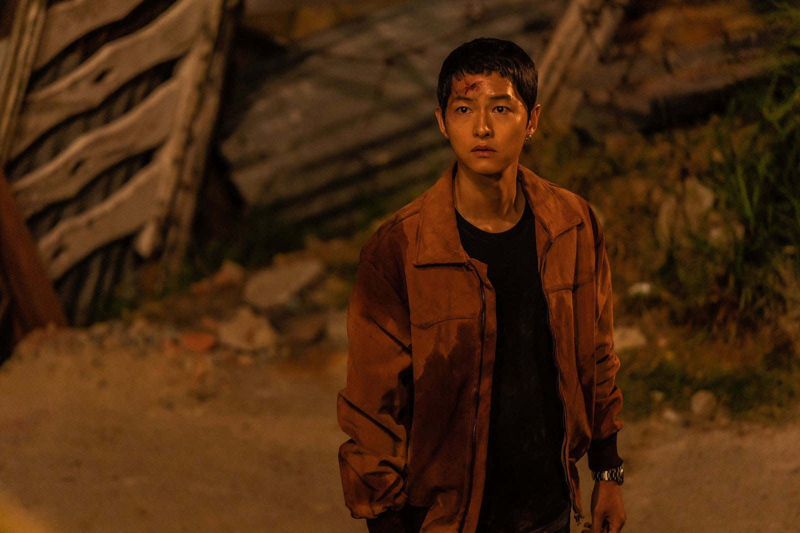 Netflix 電影《愁城波哥大》劇情看點,宋仲基揭開哥倫比亞黑市生存的殘酷真相 1 Netflix 電影《愁城波哥大》劇情看點,宋仲基揭開哥倫比亞黑市生存的殘酷真相