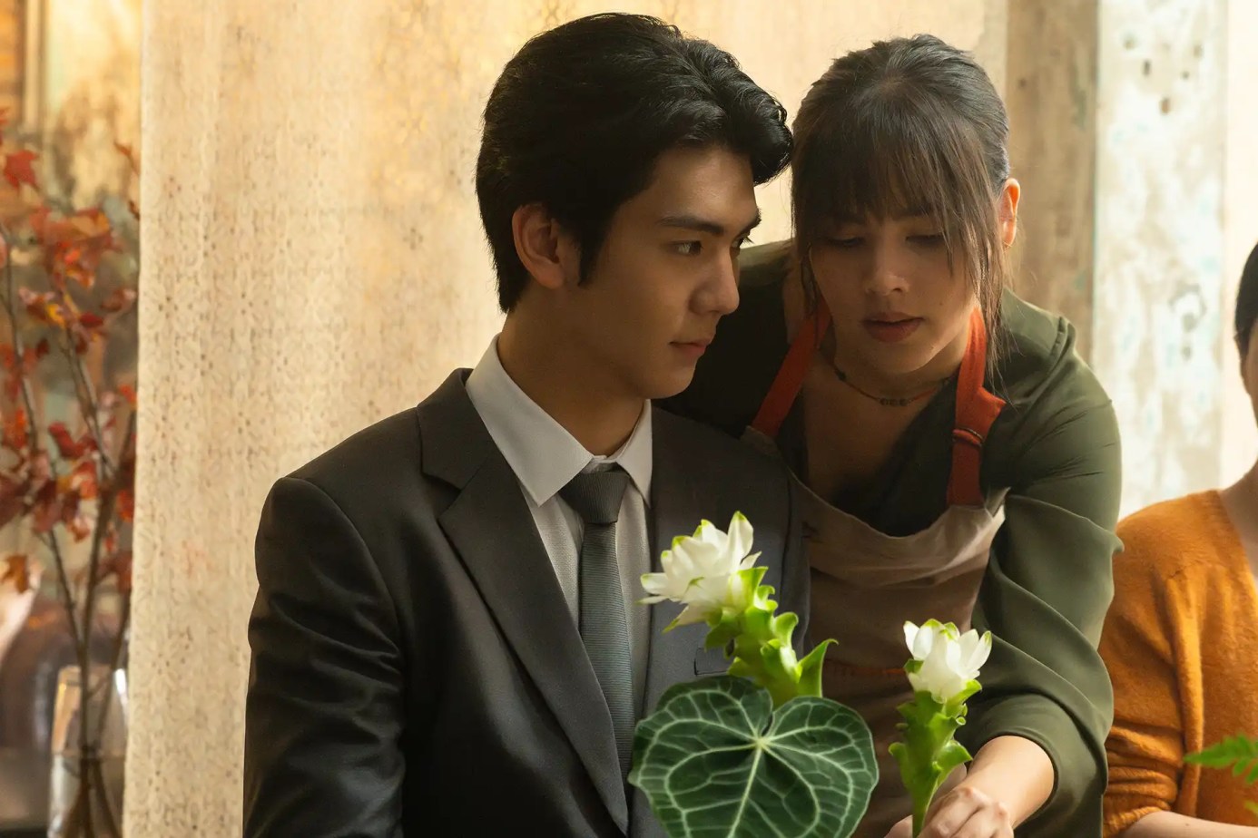 Netflix 泰劇《花中尋凶:死亡與鮮花》劇情看點,揭開婚禮背後的驚人陰謀 16 Netflix Dalah Death and the Flowers 5
