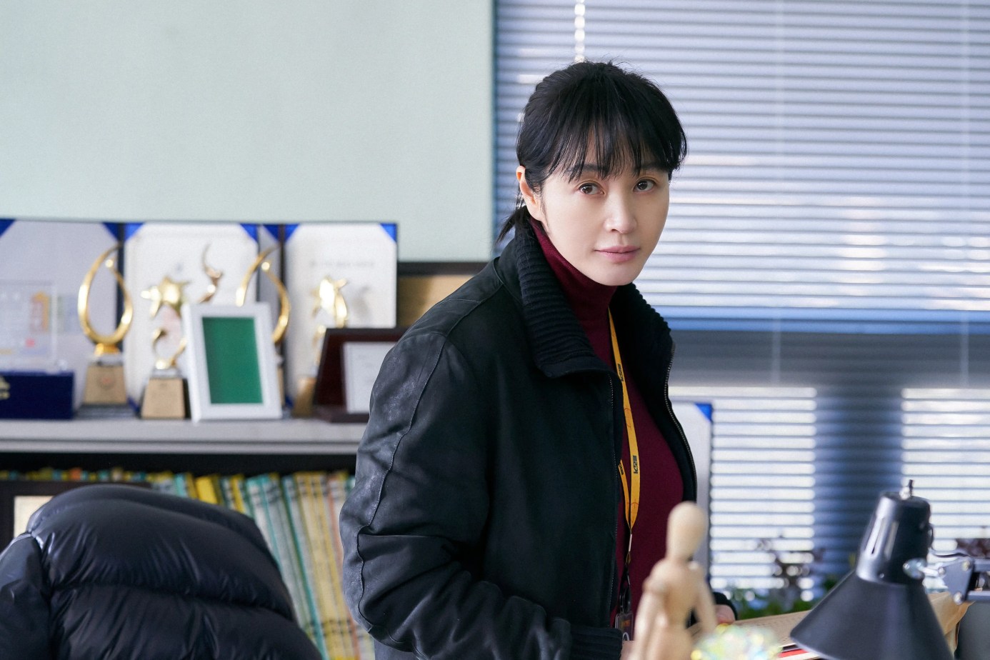 Disney+ 韓劇《揭密最前線》分集劇情評論,揭露真相的調查記者之旅 5 《揭密最前線》EP1 2 劇情評論 24