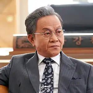 韓劇《寶物島》分集劇情評論,朴炯植、許峻豪演繹政商權力鬥爭 9 Gld1738633100799 300 300