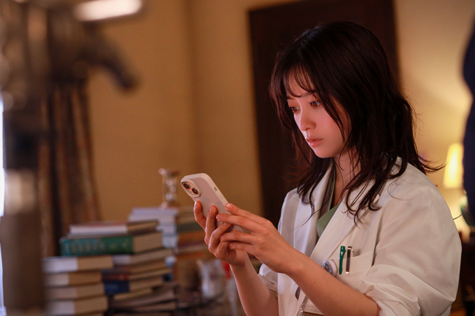 日劇《名偵探女醫天久鷹央》分集劇情,橋本環奈主演醫療推理劇集 3 01w1e1