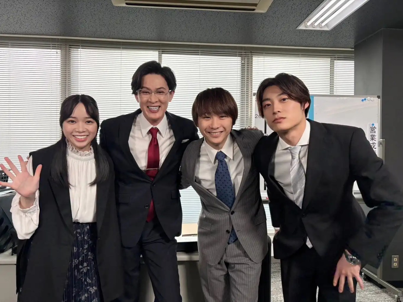 日劇《社畜人》分集劇情,新納慎也化身極端工作狂 3 GlQRLRja4AM08VD
