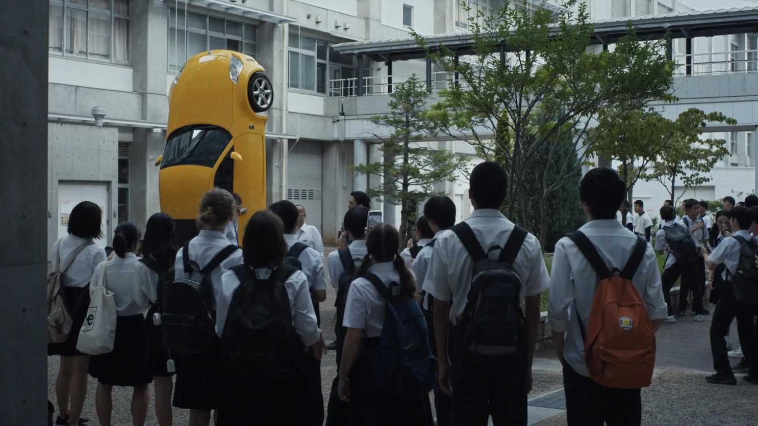 日本電影《青春末世物語》劇情看點,青春與末日社會下的友情失控 8 MV5BNTMyMTRjZmEtMmEzYi00OGMzLWJhYzEtY2I2ZGM3OTZkZGExXkEyXkFqcGc@. V1
