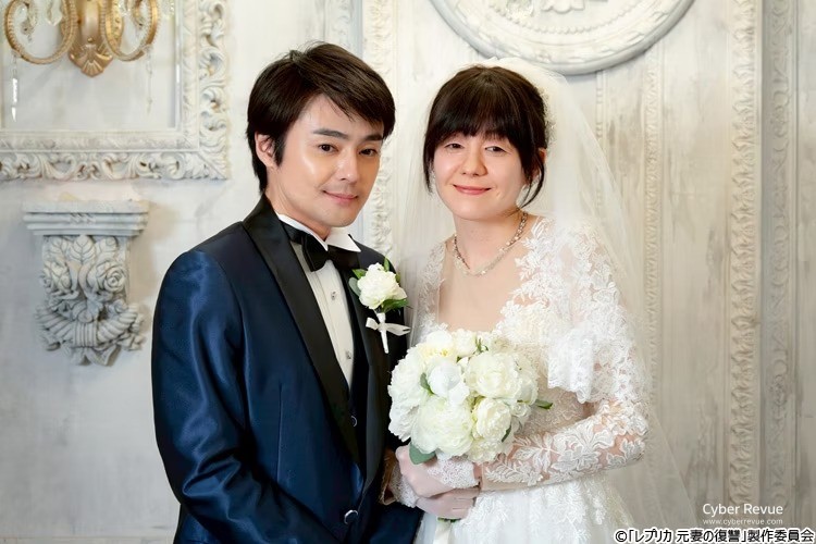 日劇《複製品 前妻的復仇》劇情看點,特林德爾·玲奈飾整形女主潛入仇人生活展開復仇 4 imgi 39 572ccacf5ac13950343ff40215c0