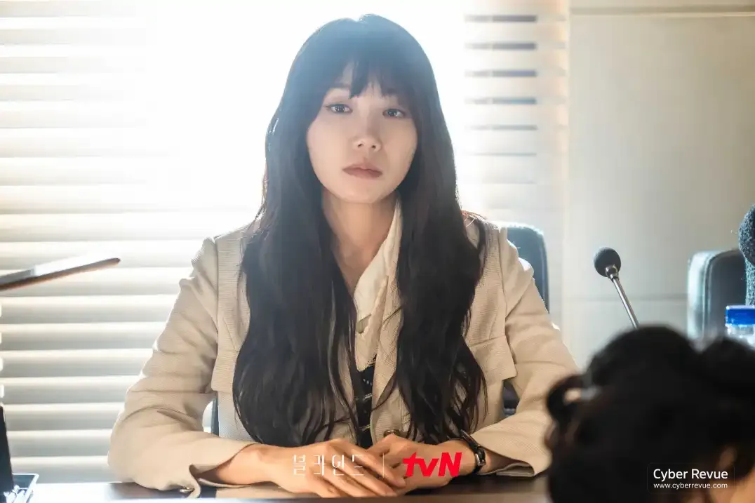 韓劇《Blind局中人》玉澤演、河錫辰偵辦陪審員連環命案揭孤兒院黑幕 12 B120226338 photogroup 1667984575220