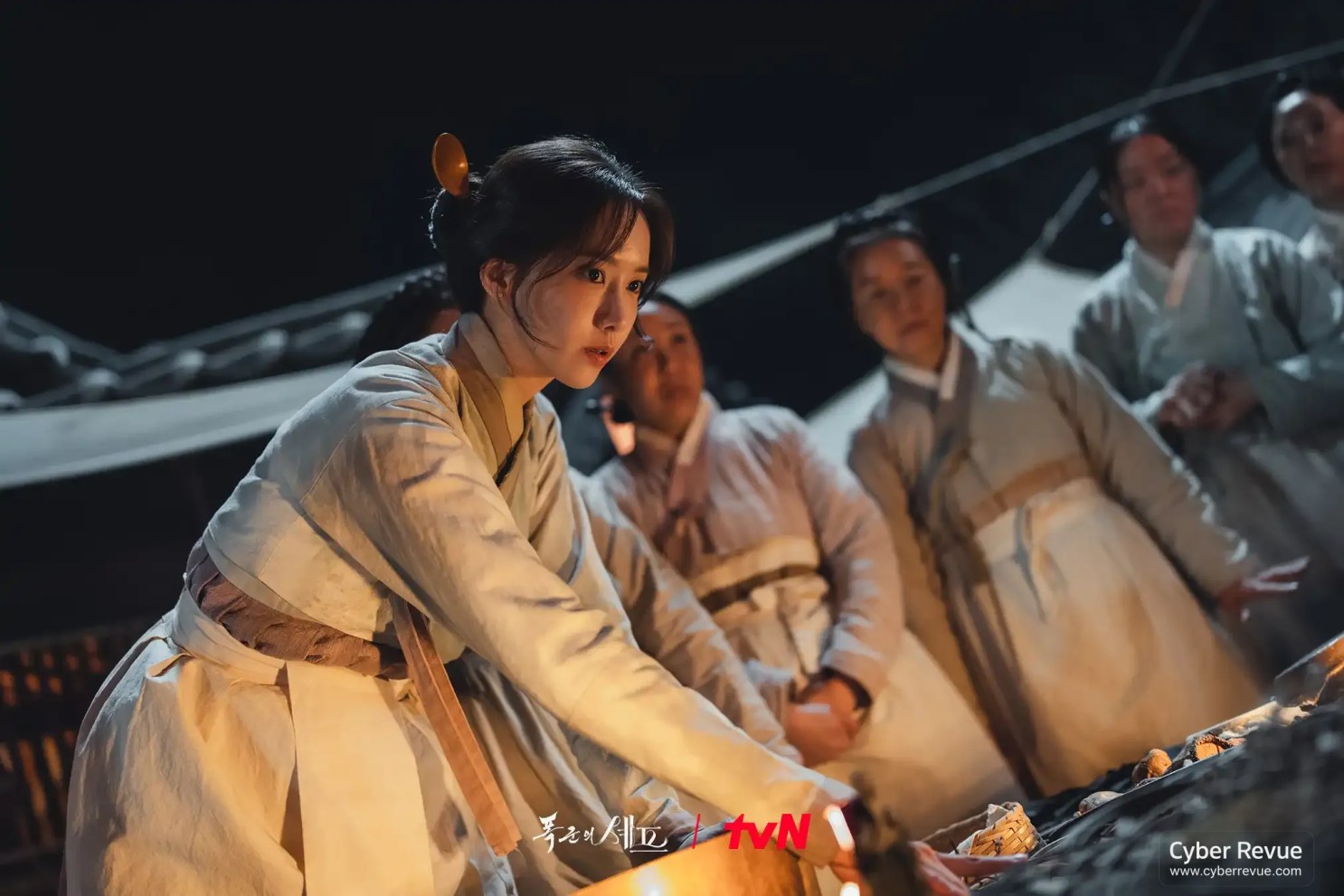 韓劇《暴君的廚師》分集劇情評論,林潤娥穿越朝鮮挑戰極限生存,與暴君展開致命美食羅曼史 12 暴君的廚師 37