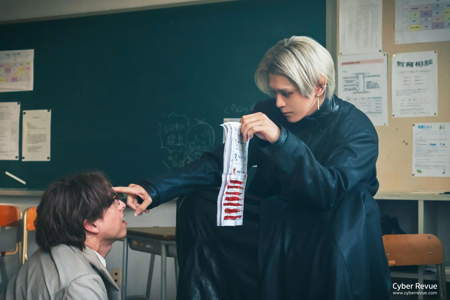 電影《吸吸吸吸吸血鬼》劇情看點,吉澤亮演吸血鬼展開戀愛阻止大作戰 8 吸吸吸吸吸血鬼 2