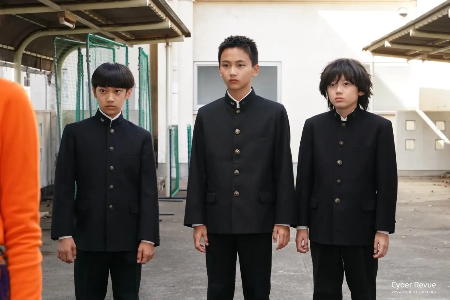 Netflix 日劇《RAMUNE MONKEY》劇情看點,中年同學會如何被一樁失蹤案重新啟動 8 G7KaAR2bgAM3zGg